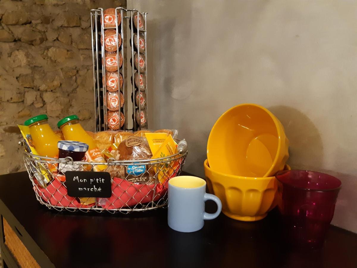Gite, Jacuzzi & Vin Au Grenier De Madiran Exterior foto
